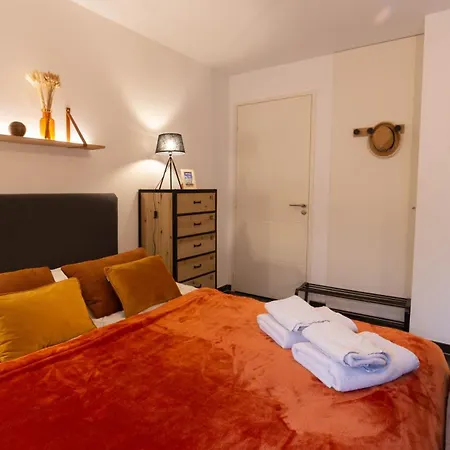 Apartment Le Vii, Avec Parking Et Jardin En Plein Centre *